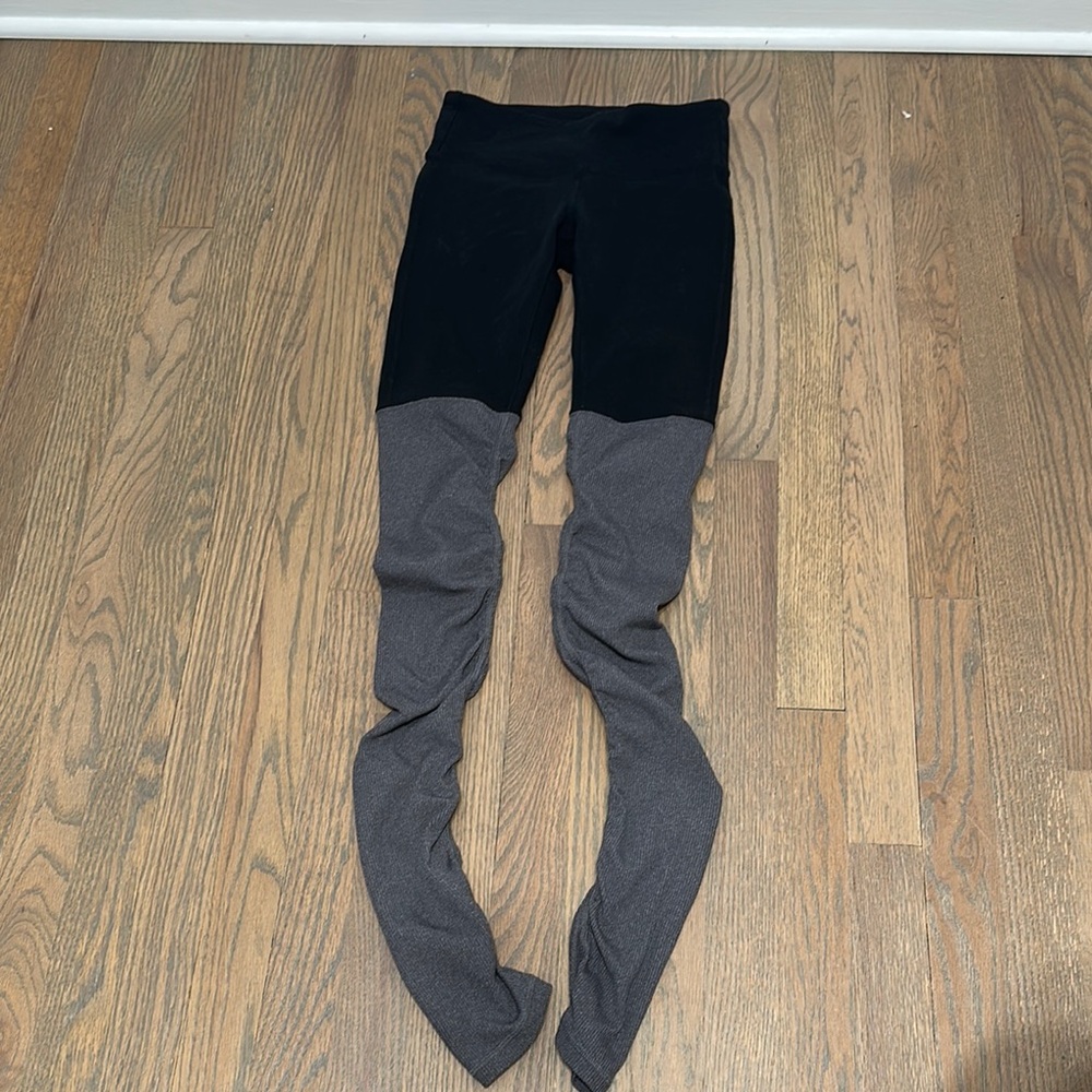 ALO Black and Gray Leggings Seamless Athletic Fit